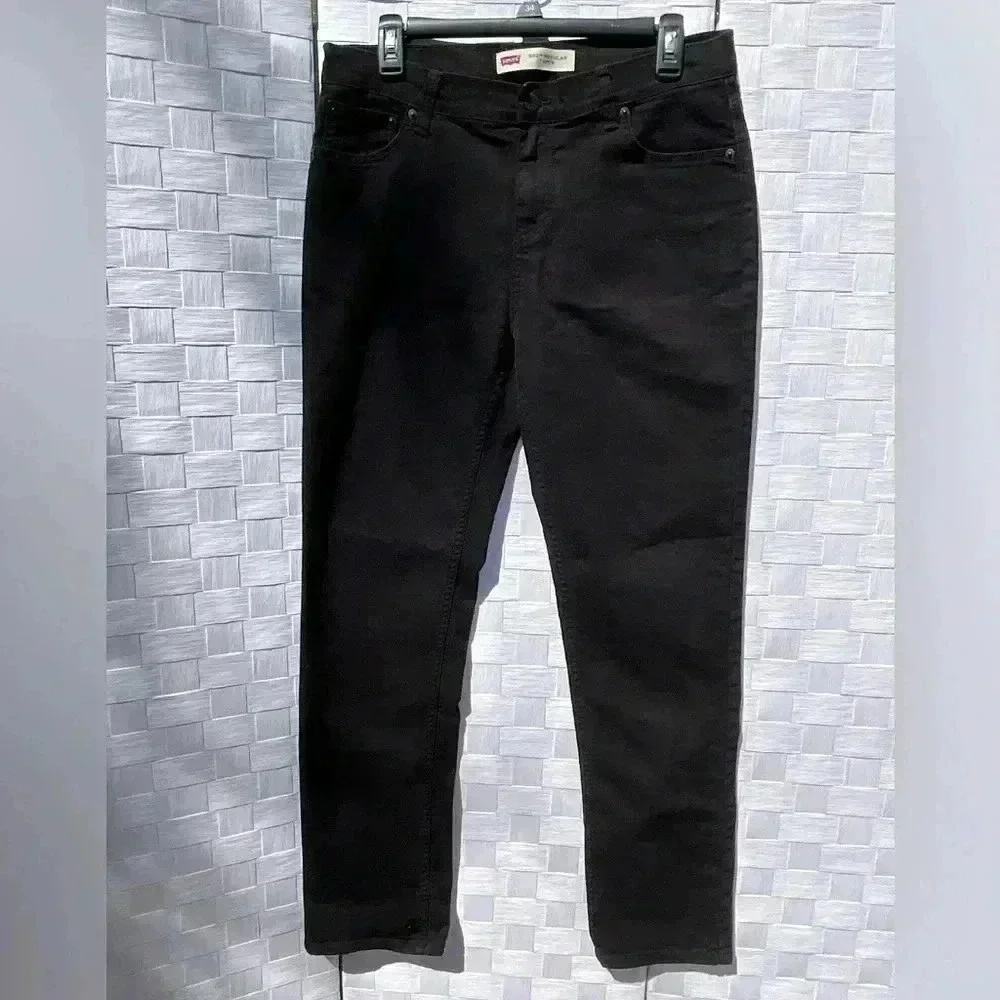 Levi’s 502, Black, 20 Regular, 30 Waist, 32 Length, Great Condition